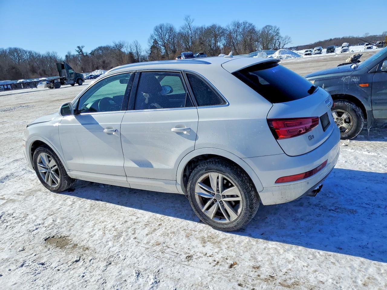 2017 AUDI Q3