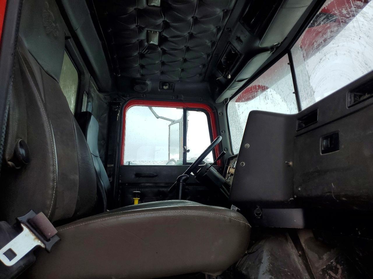 1999 INTERNATIONAL 5070