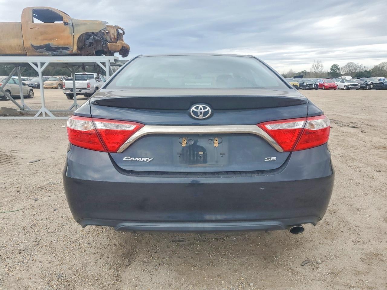2015 TOYOTA CAMRY