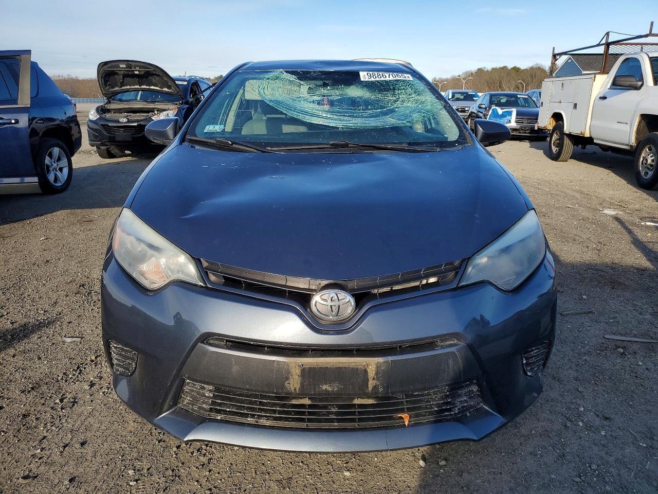 2015 TOYOTA COROLLA