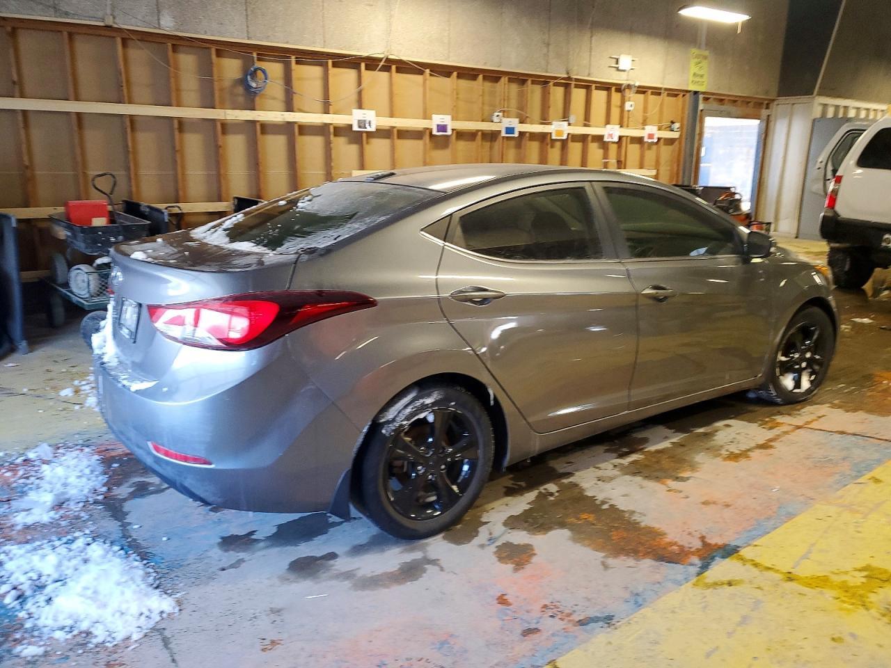 2016 HYUNDAI ELANTRA