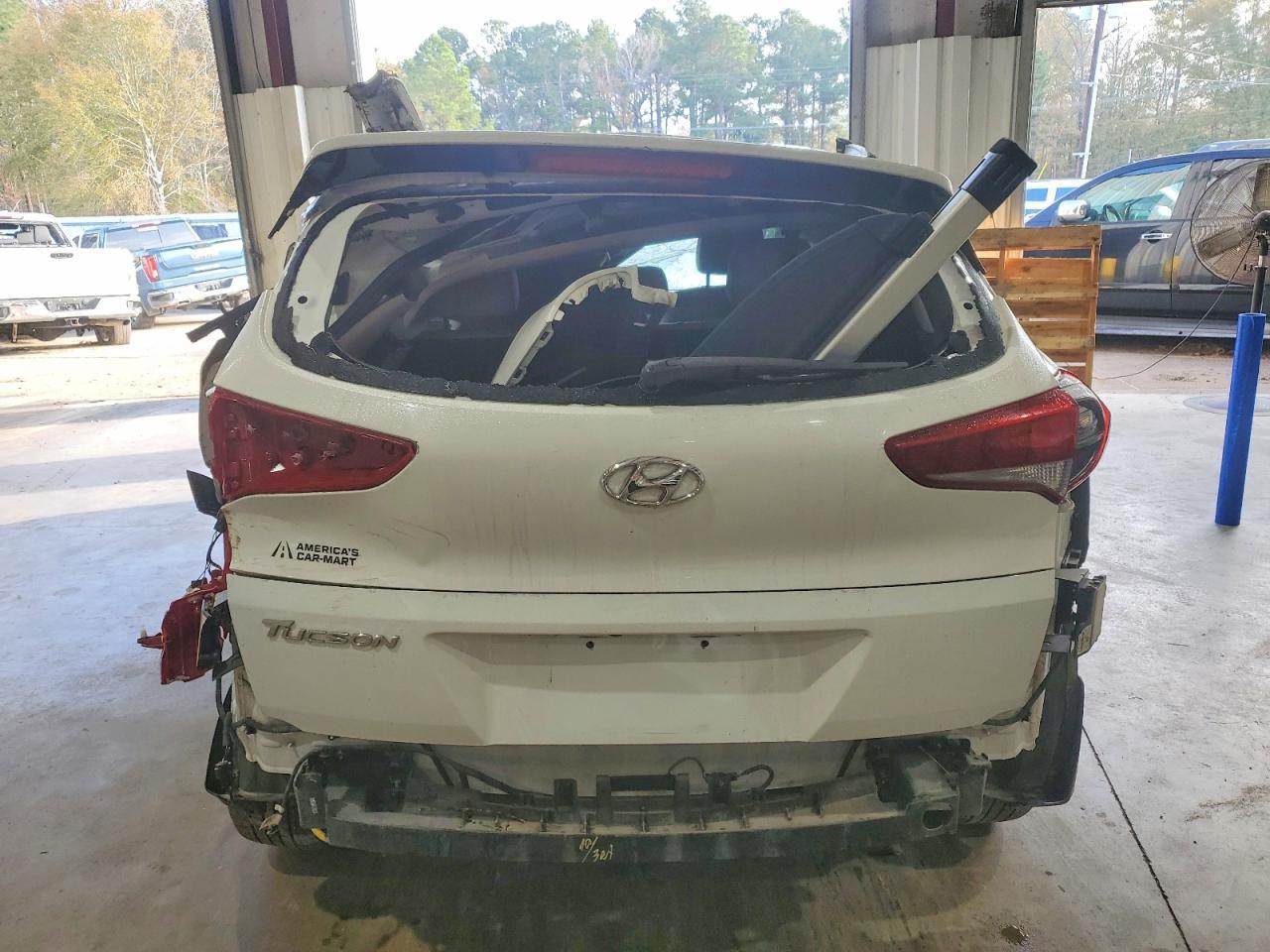 2018 HYUNDAI TUCSON