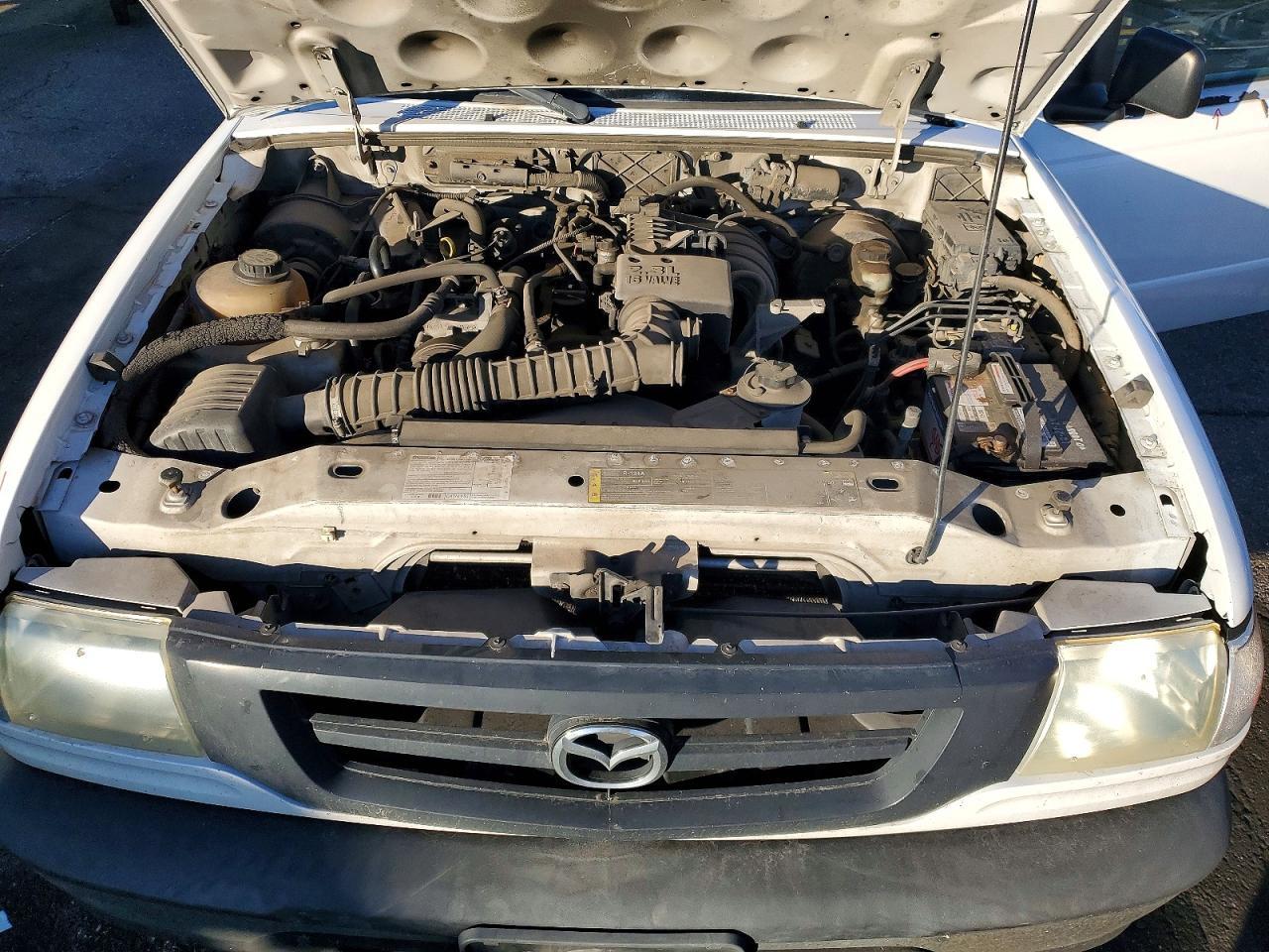 2004 MAZDA B2300