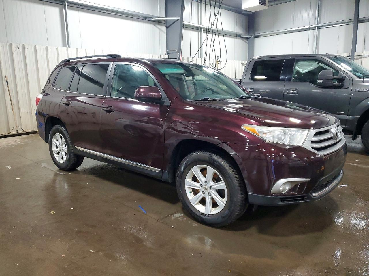 2012 TOYOTA HIGHLANDER