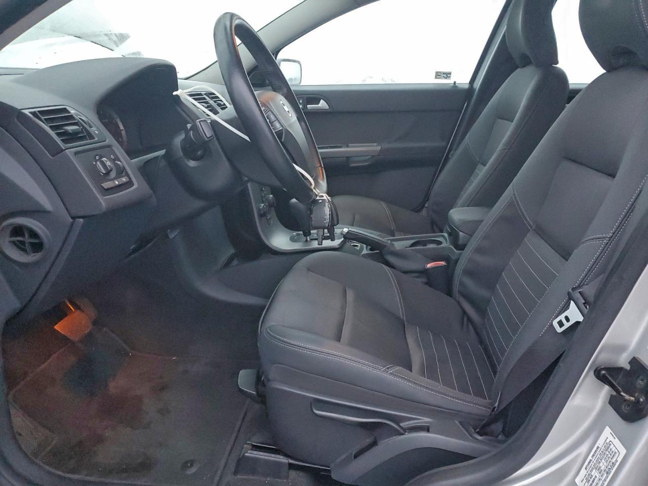 2005 VOLVO S40