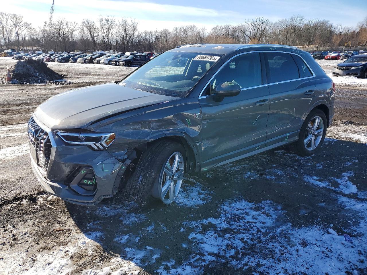 2023 AUDI Q3