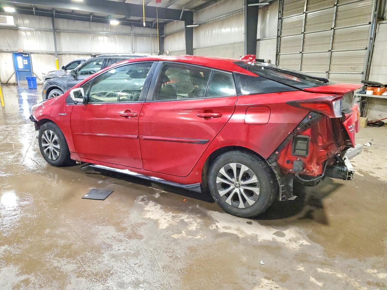 2022 TOYOTA PRIUS
