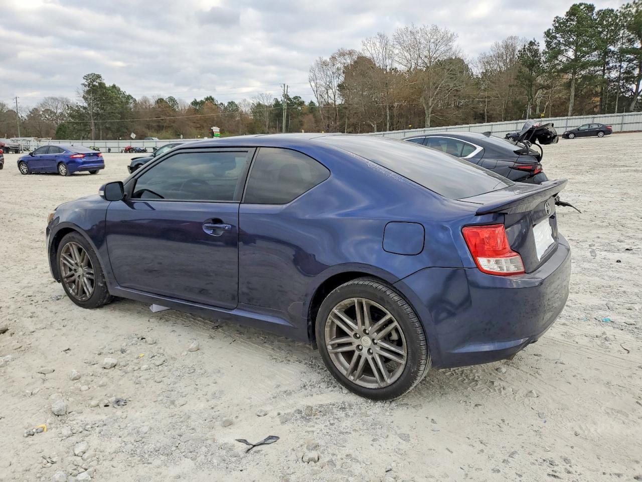 2011 TOYOTA SCION