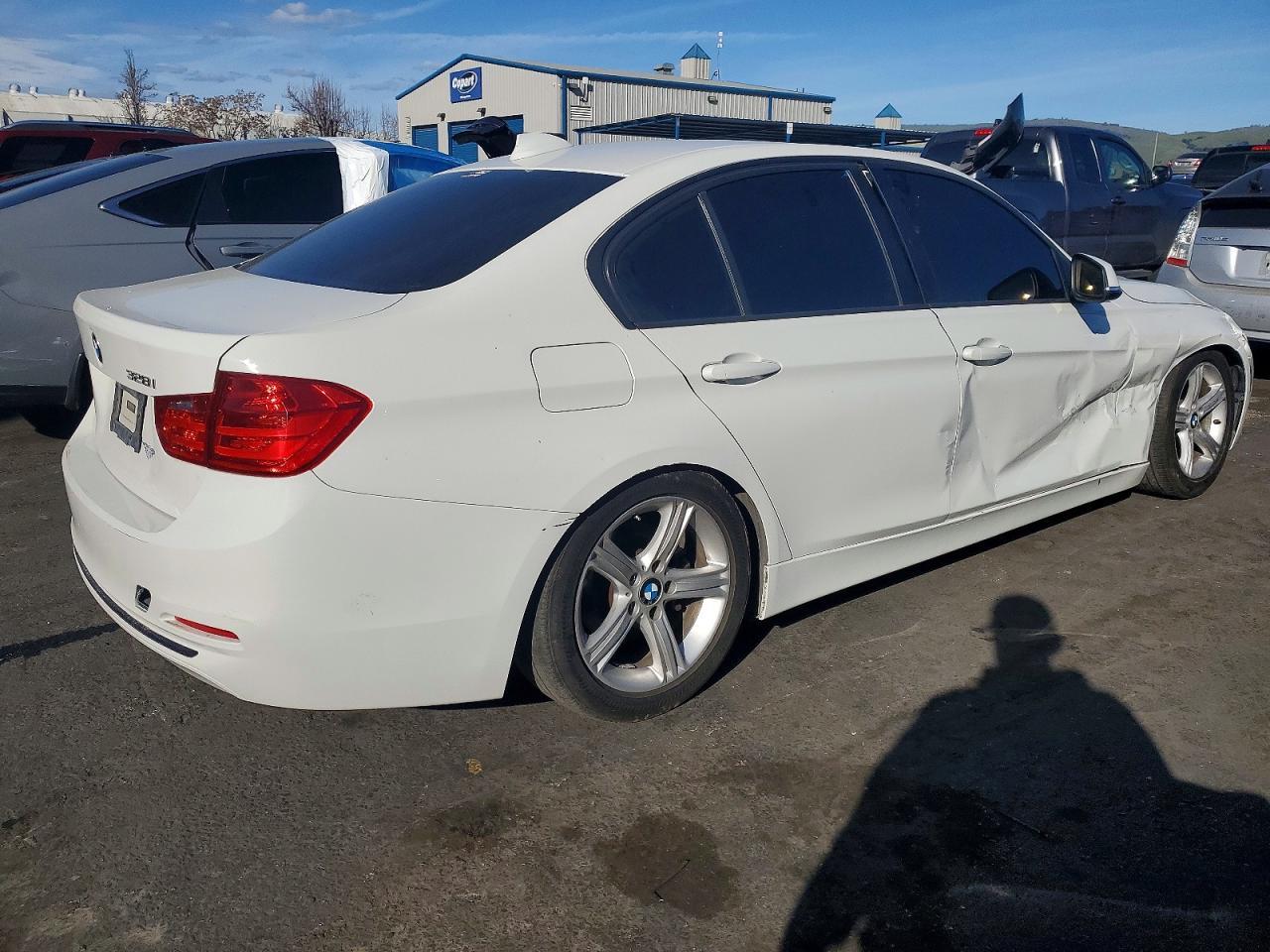 2014 BMW 3 SERIES