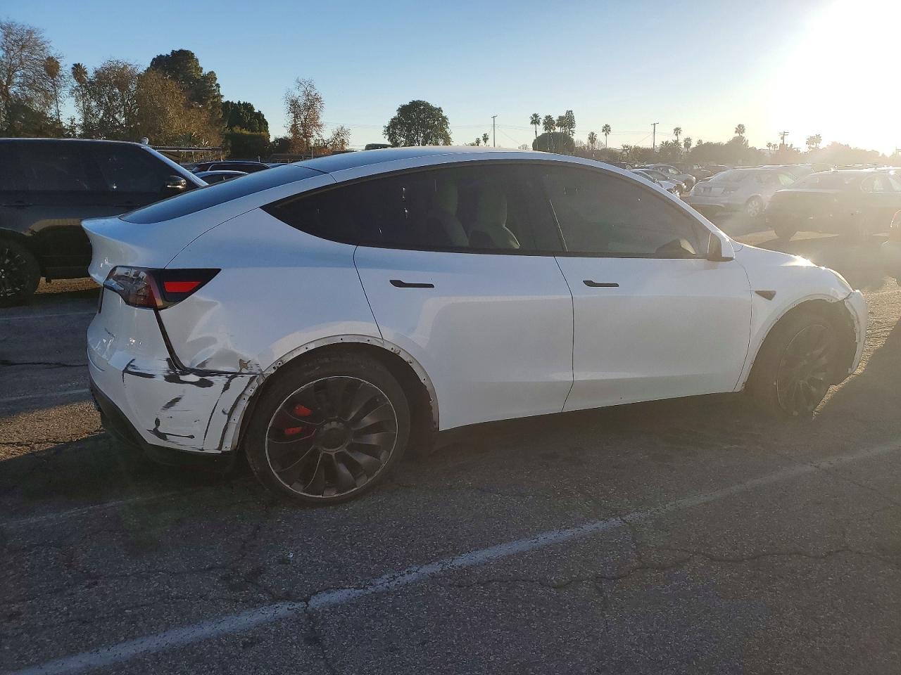 2022 TESLA MODEL Y