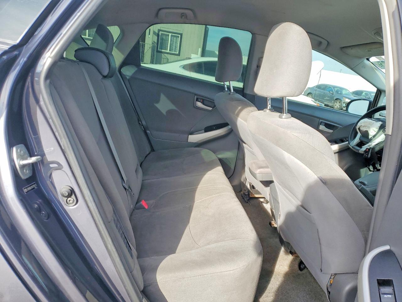 2011 TOYOTA PRIUS