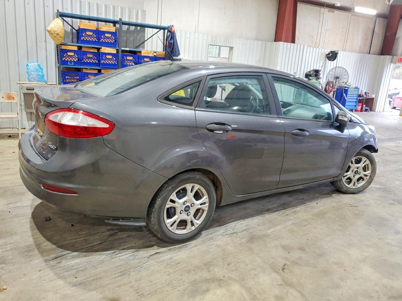 2015 FORD Fiesta