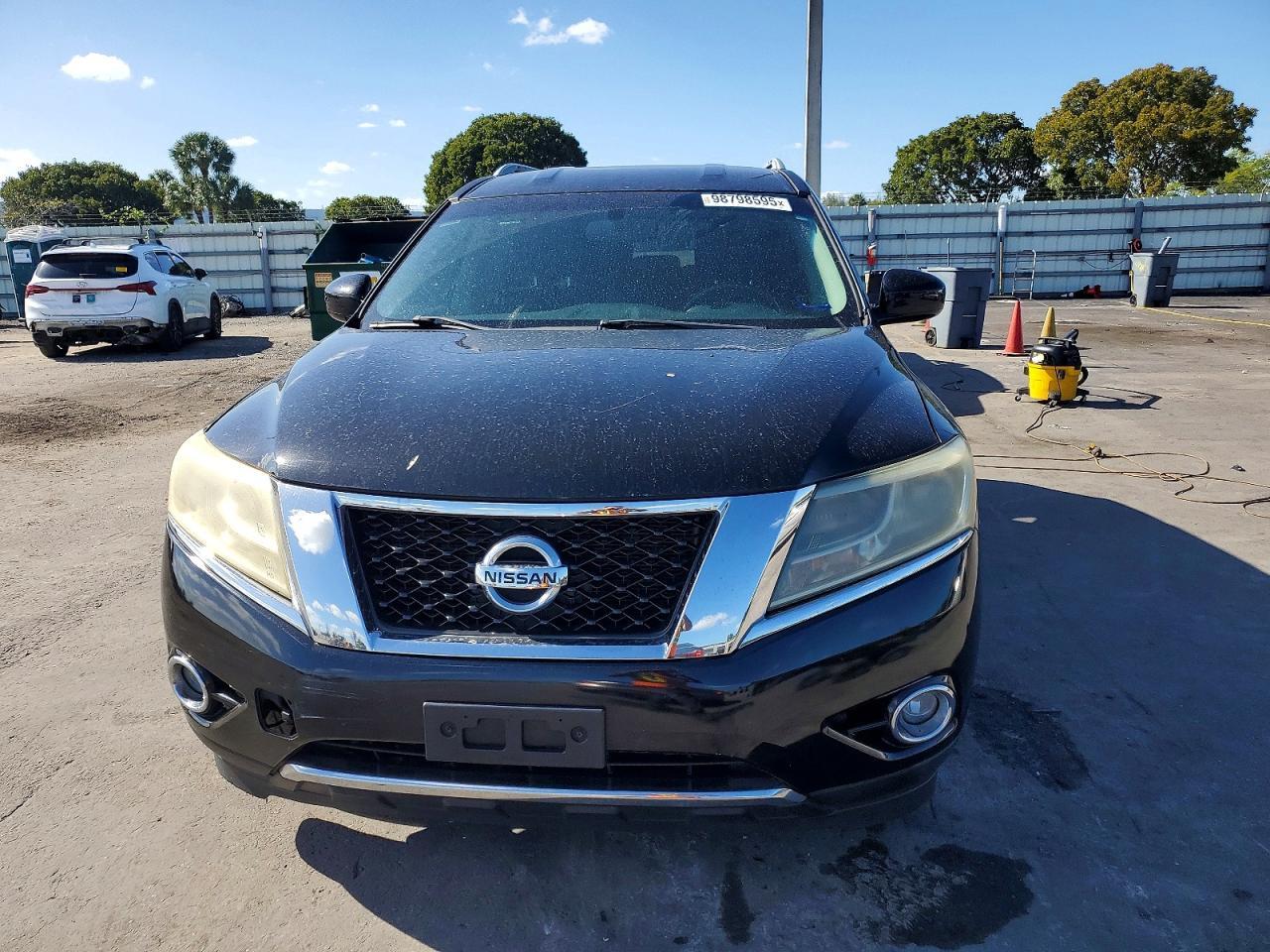 2015 NISSAN PATHFINDER