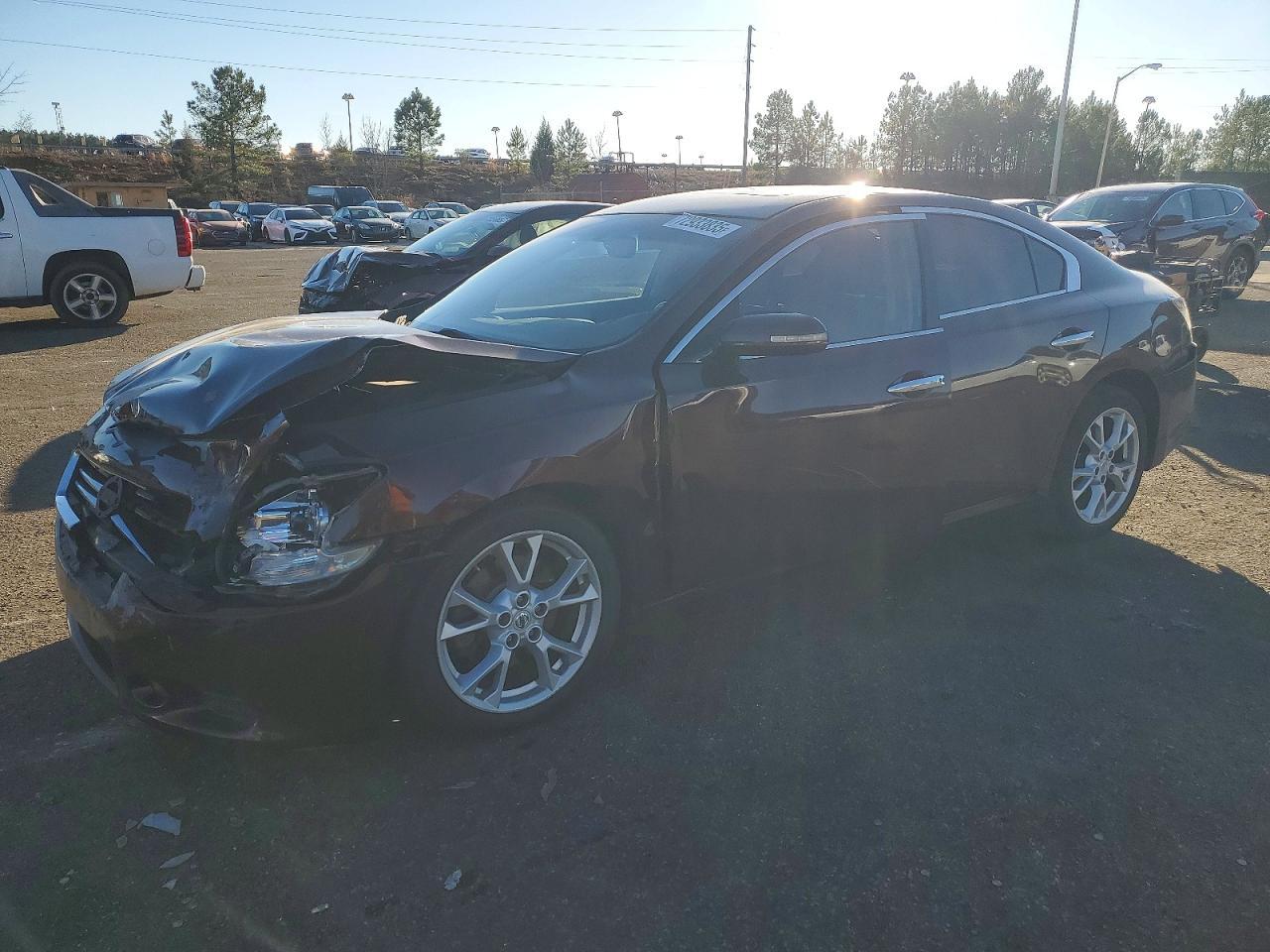 2014 NISSAN Maxima