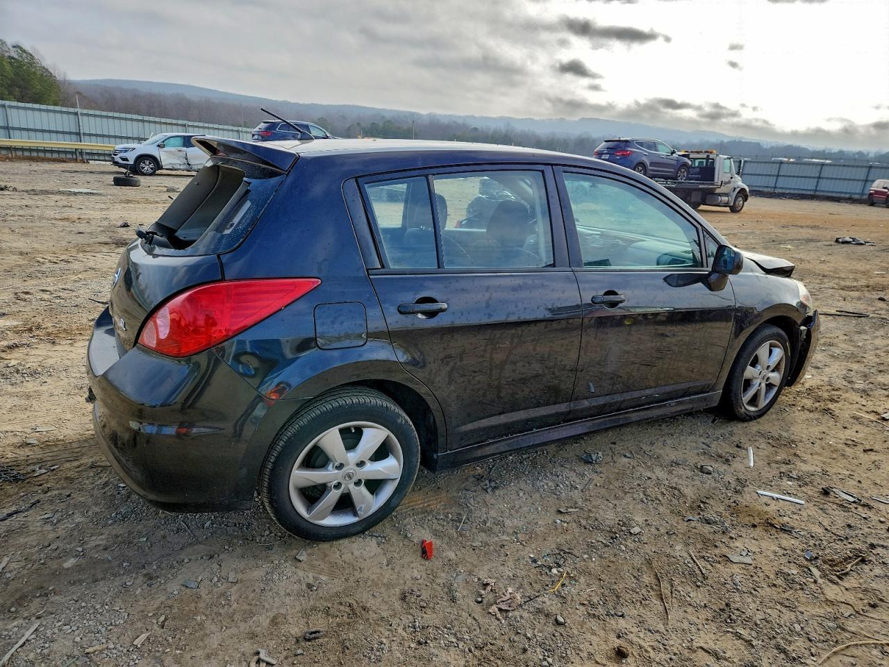 2010 NISSAN VERSA