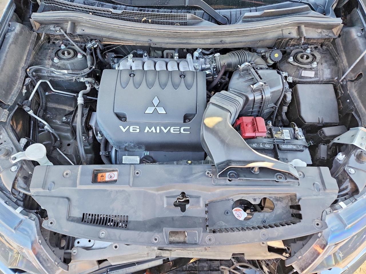 2019 MITSUBISHI outlander