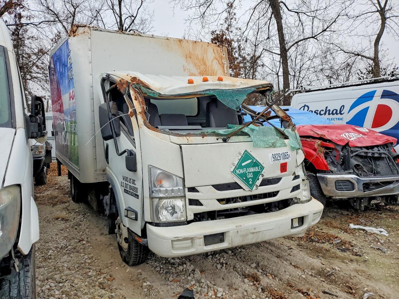 2017 ISUZU Npr Hd