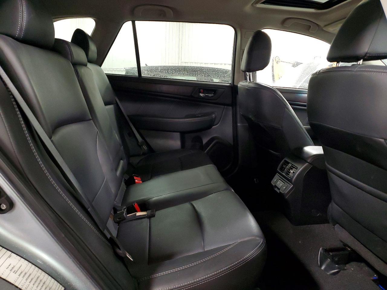 2019 SUBARU Outback