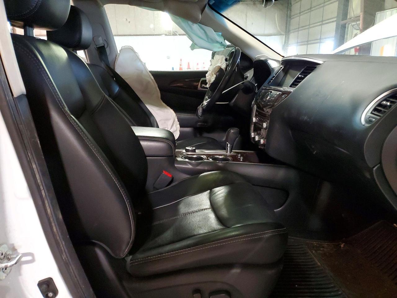 2016 NISSAN PATHFINDER