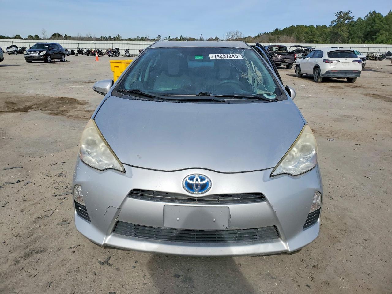 2013 TOYOTA Prius c