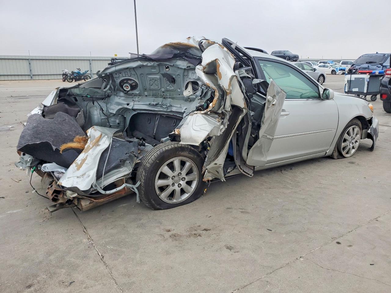 2003 TOYOTA CAMRY
