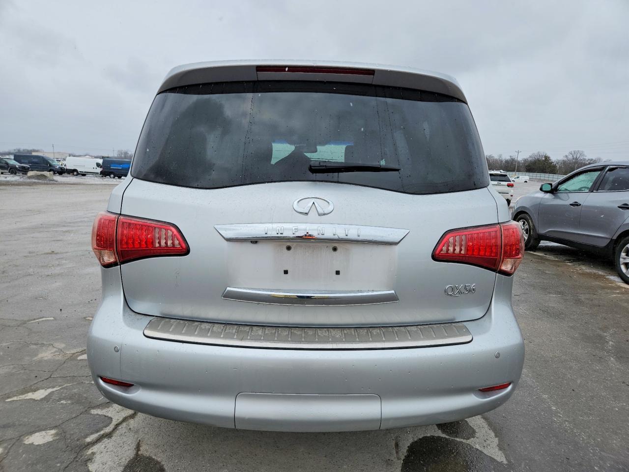 2012 INFINITI QX56