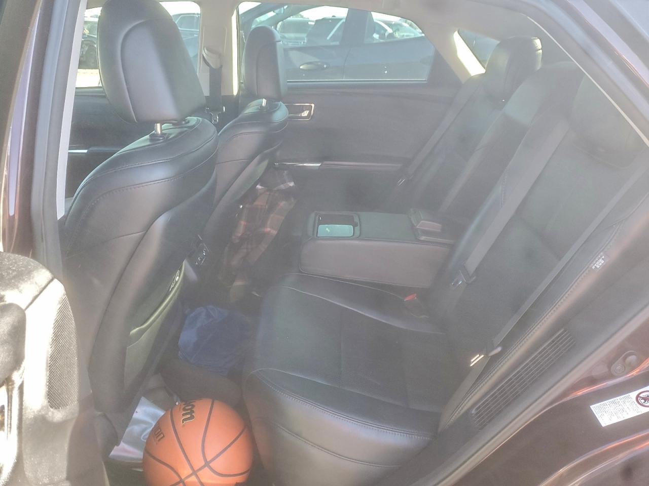 2013 TOYOTA Avalon