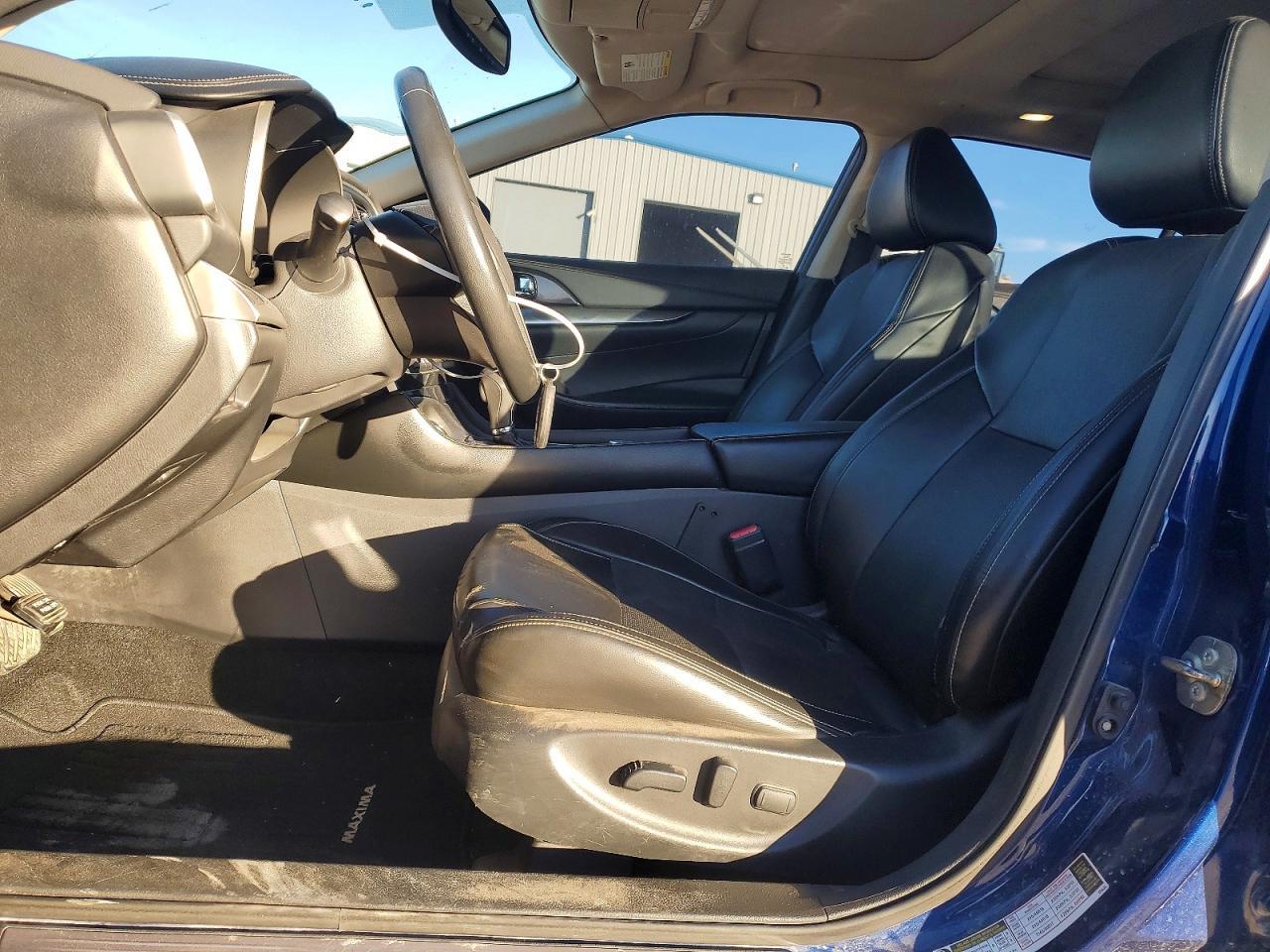2019 NISSAN Maxima