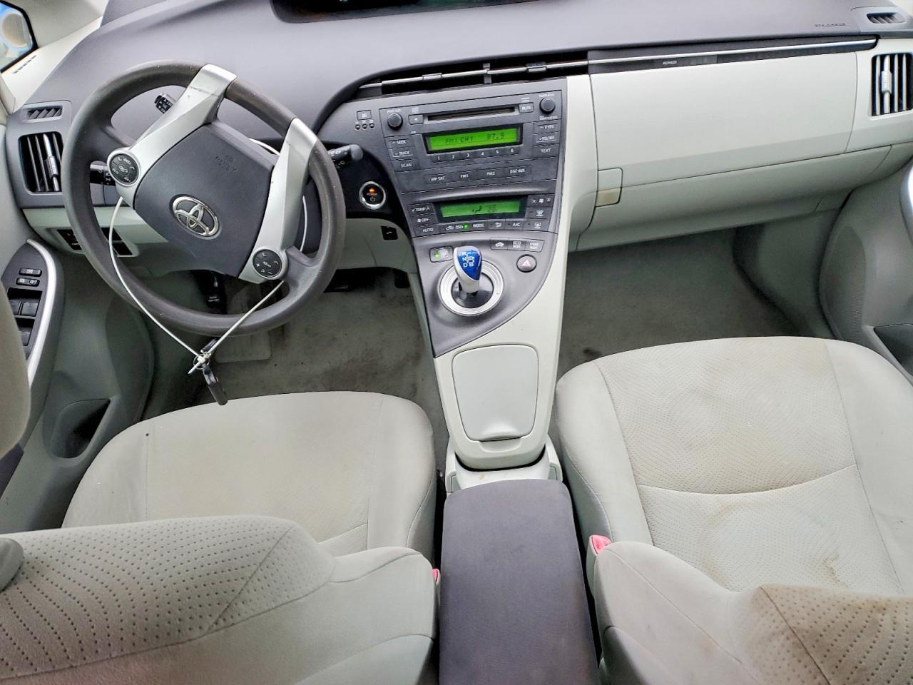 2010 TOYOTA PRIUS