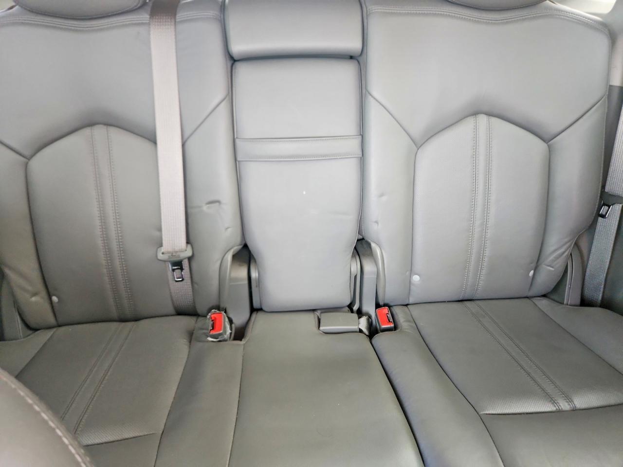 2010 CADILLAC SRX