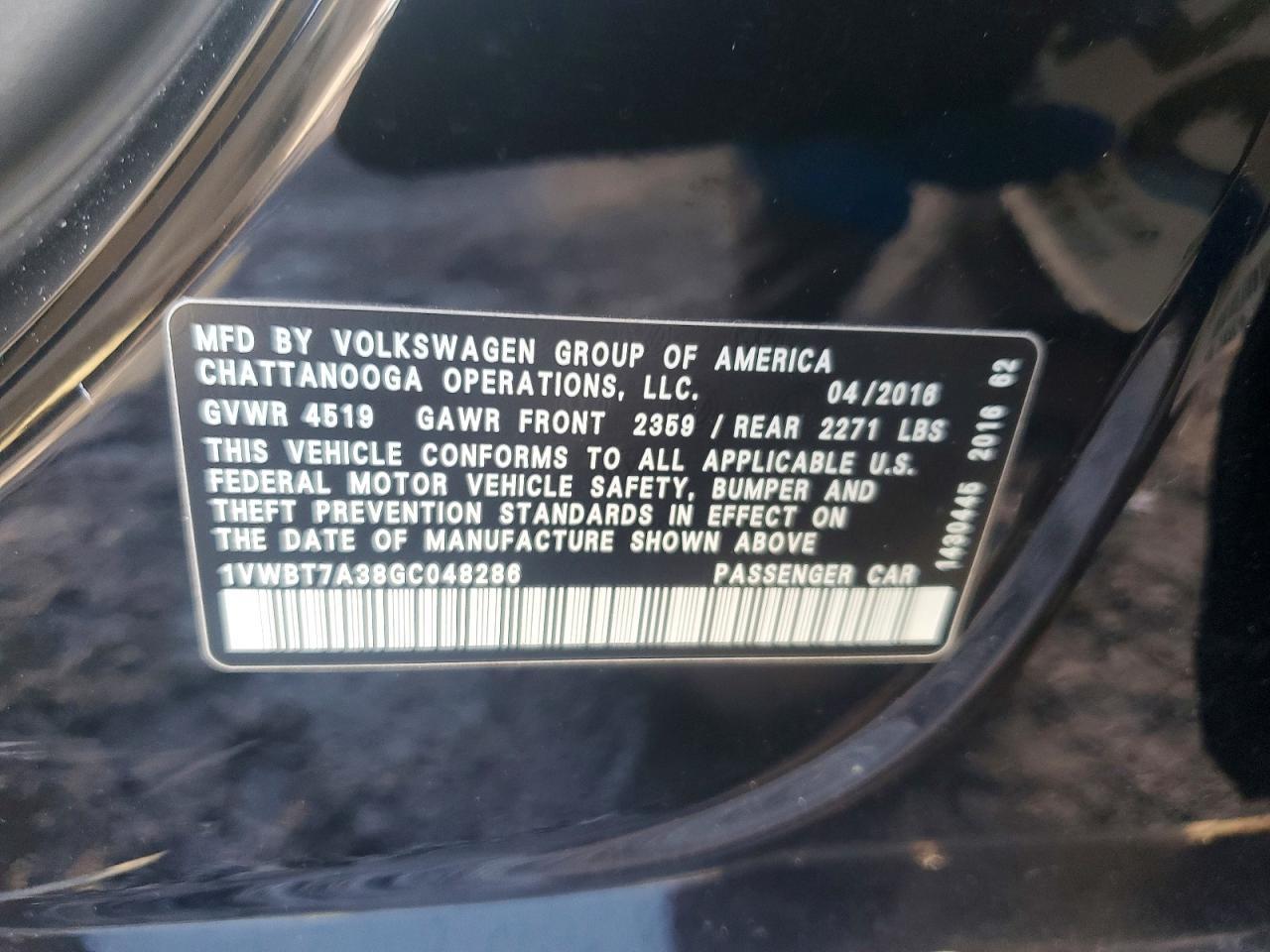 2016 VOLKSWAGEN Passat