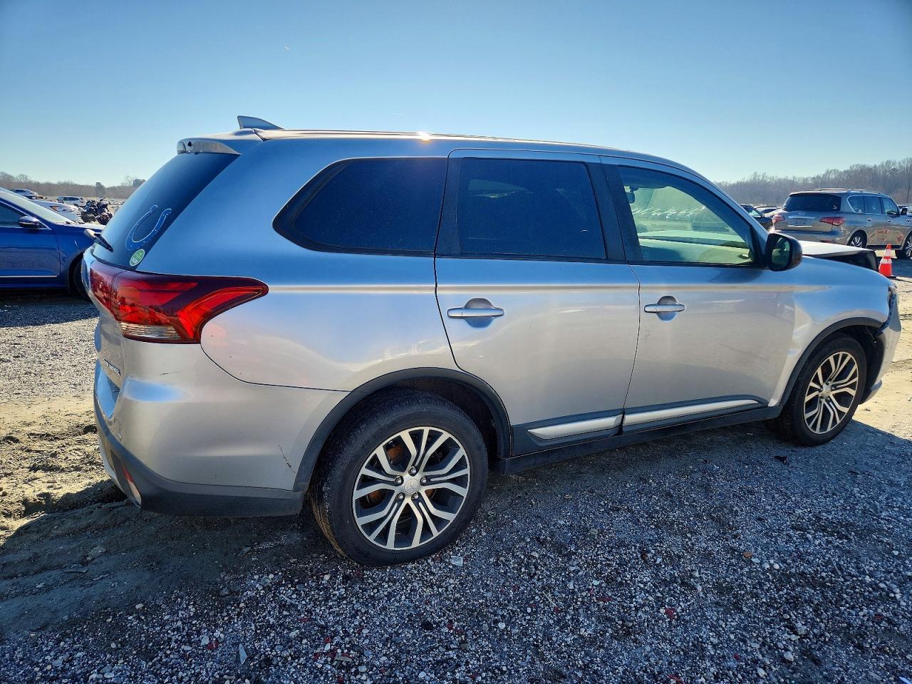 2017 MITSUBISHI outlander