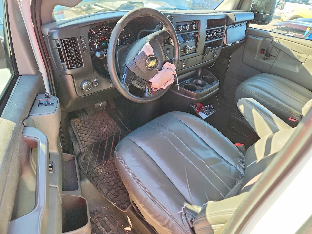 2016 CHEVROLET Express 3500