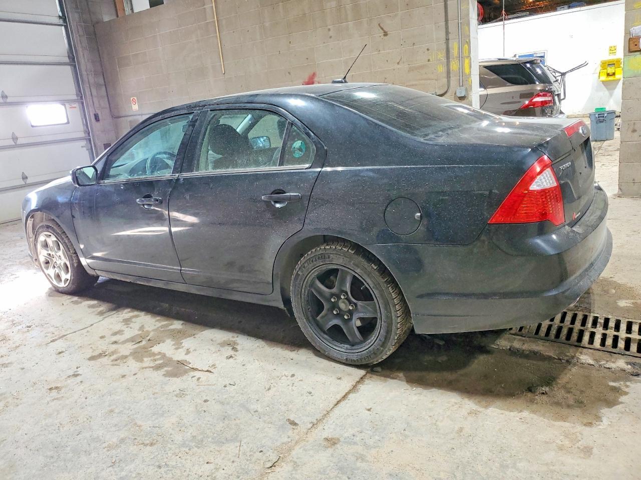 2011 FORD FUSION