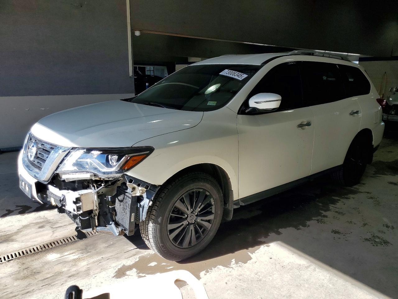 2017 NISSAN PATHFINDER