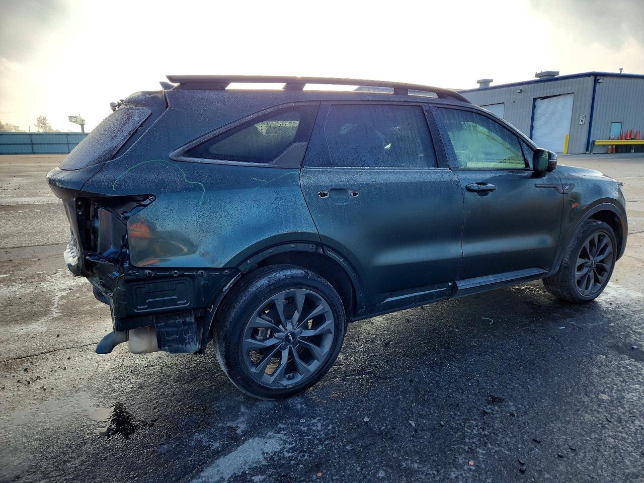 2022 KIA SORENTO