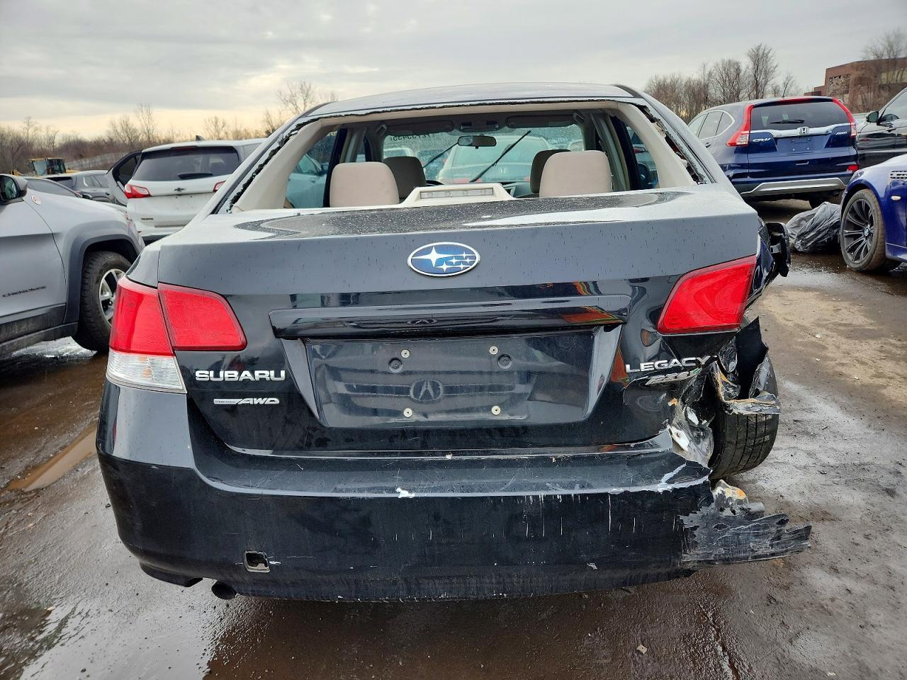 2014 SUBARU Legacy