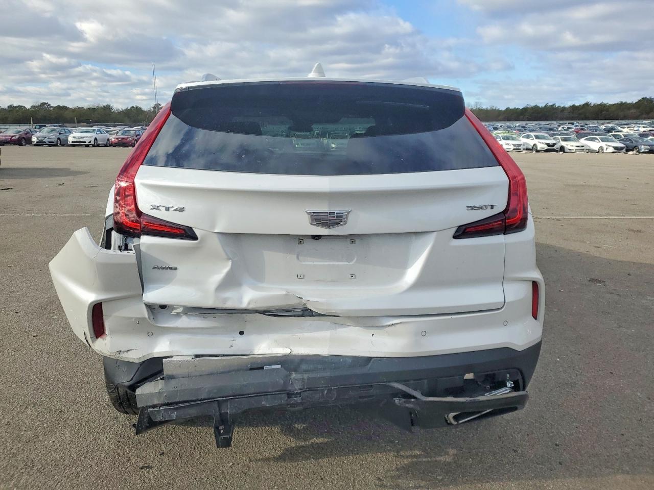 2024 CADILLAC XT4