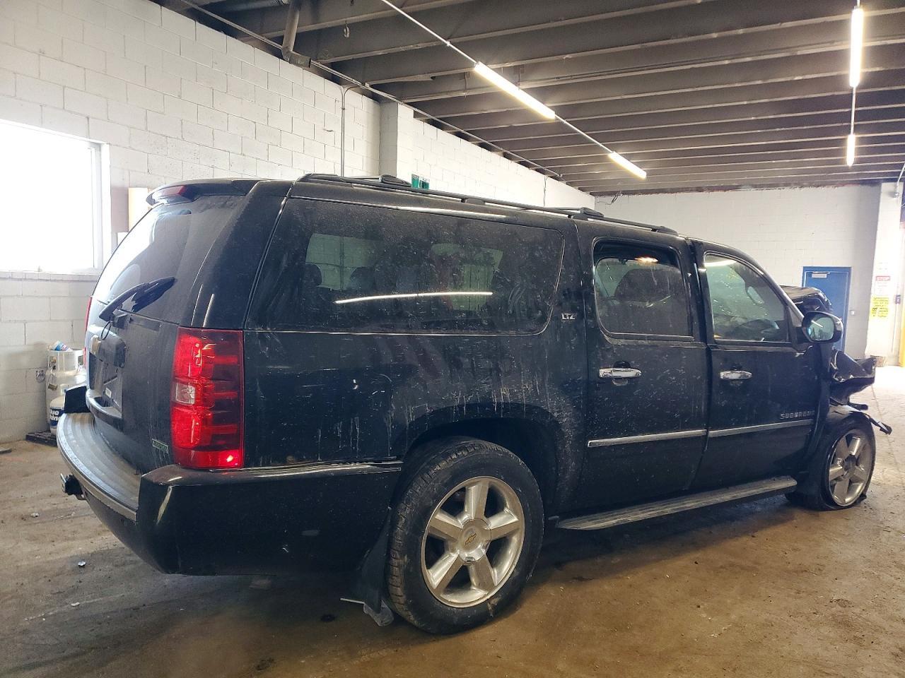2012 CHEVROLET Suburban