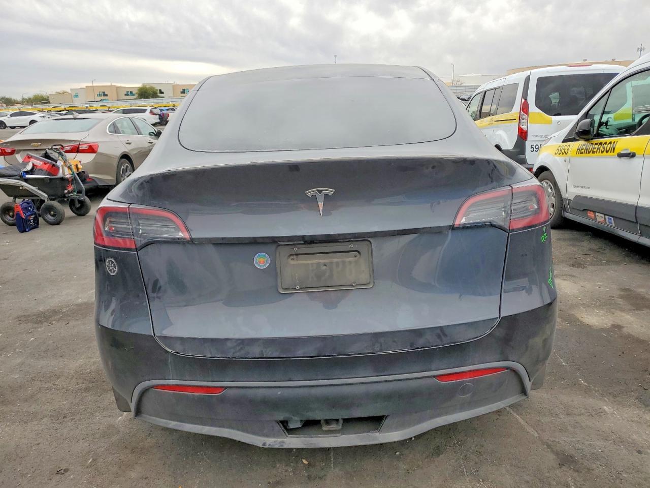 2024 TESLA MODEL Y