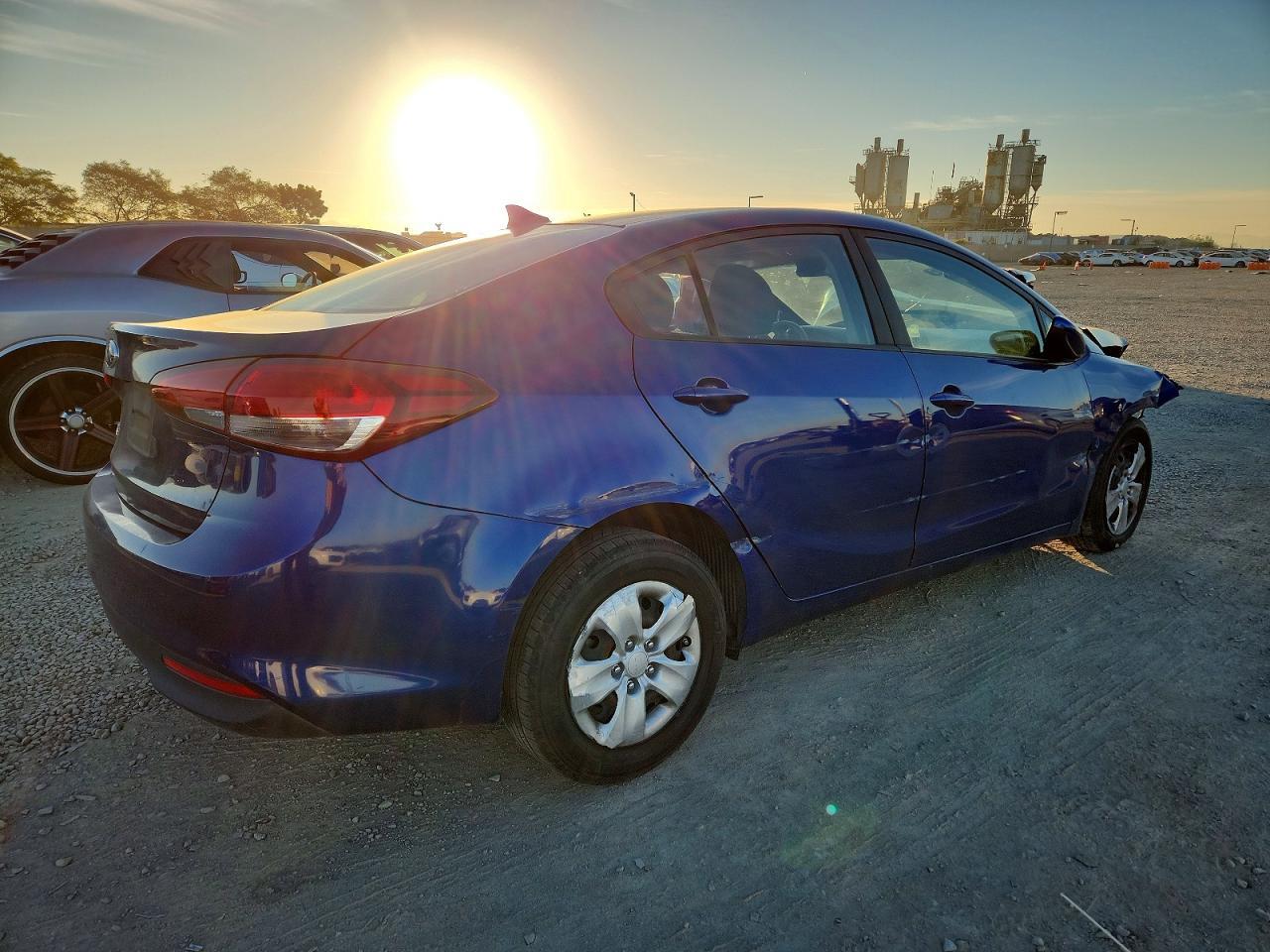 2017 KIA FORTE
