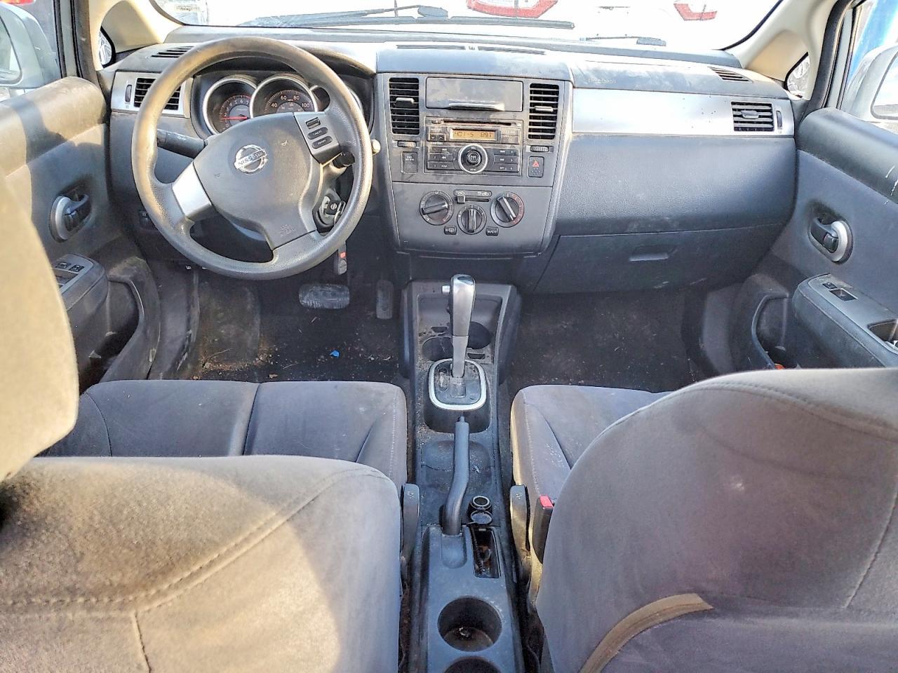 2009 NISSAN VERSA