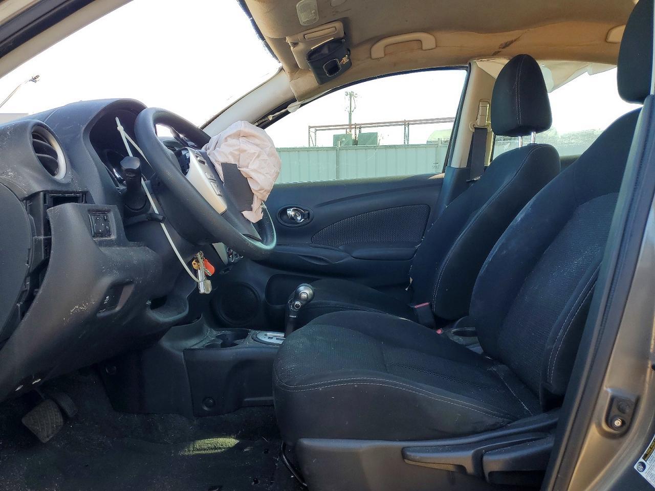 2016 NISSAN VERSA