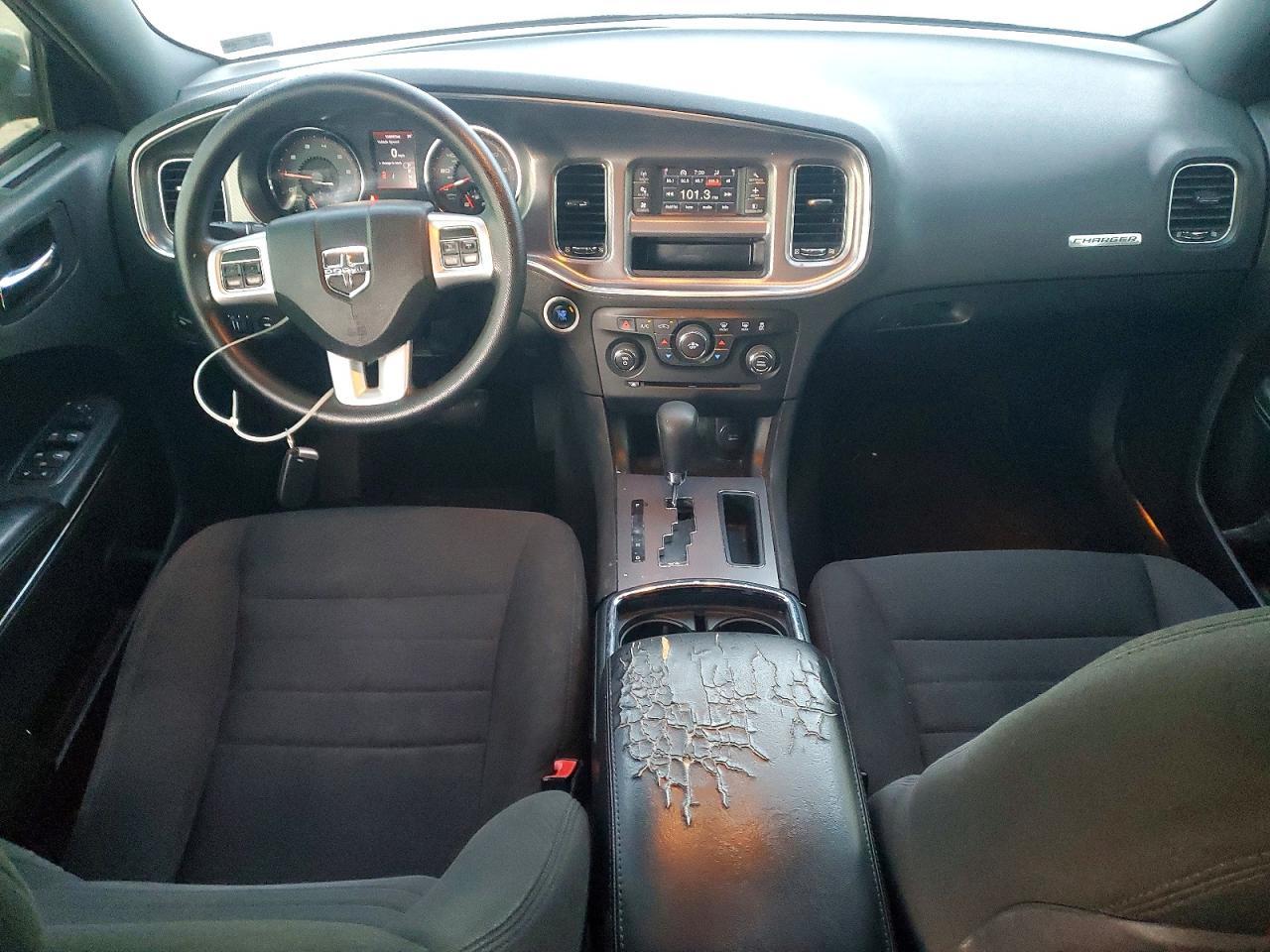 2012 DODGE CHARGER