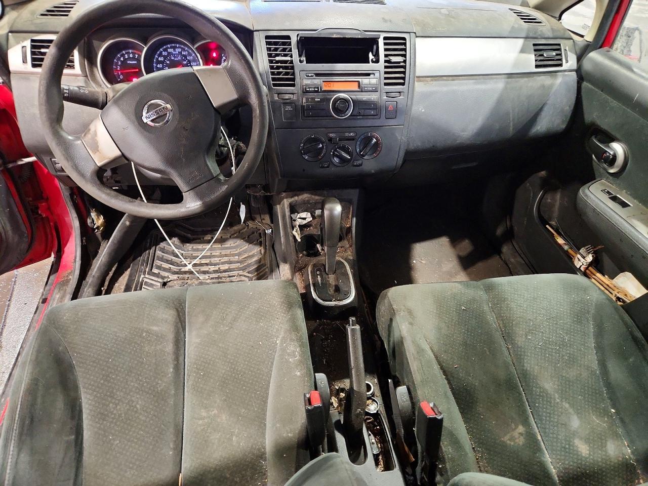 2011 NISSAN VERSA