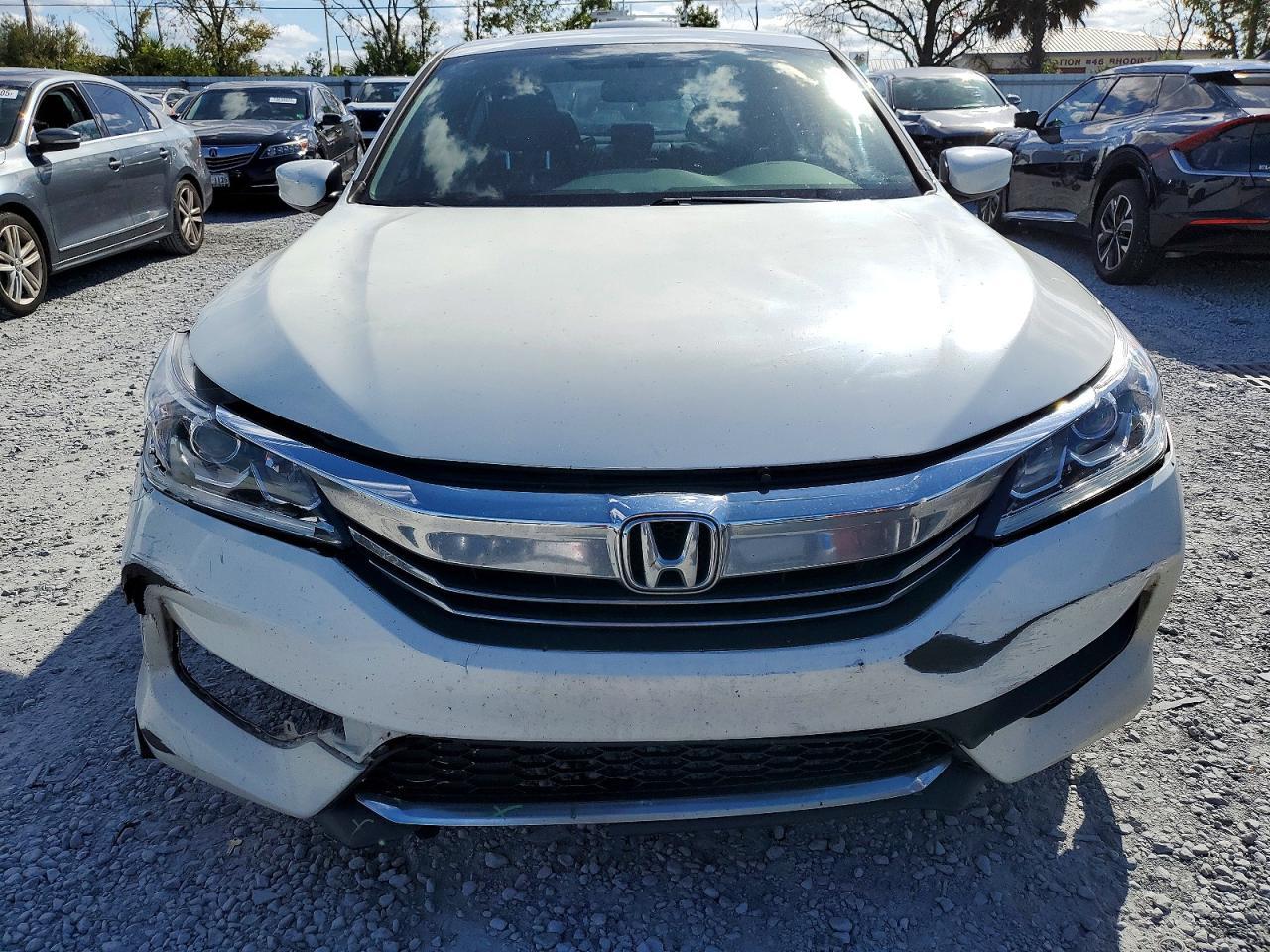 2017 HONDA ACCORD