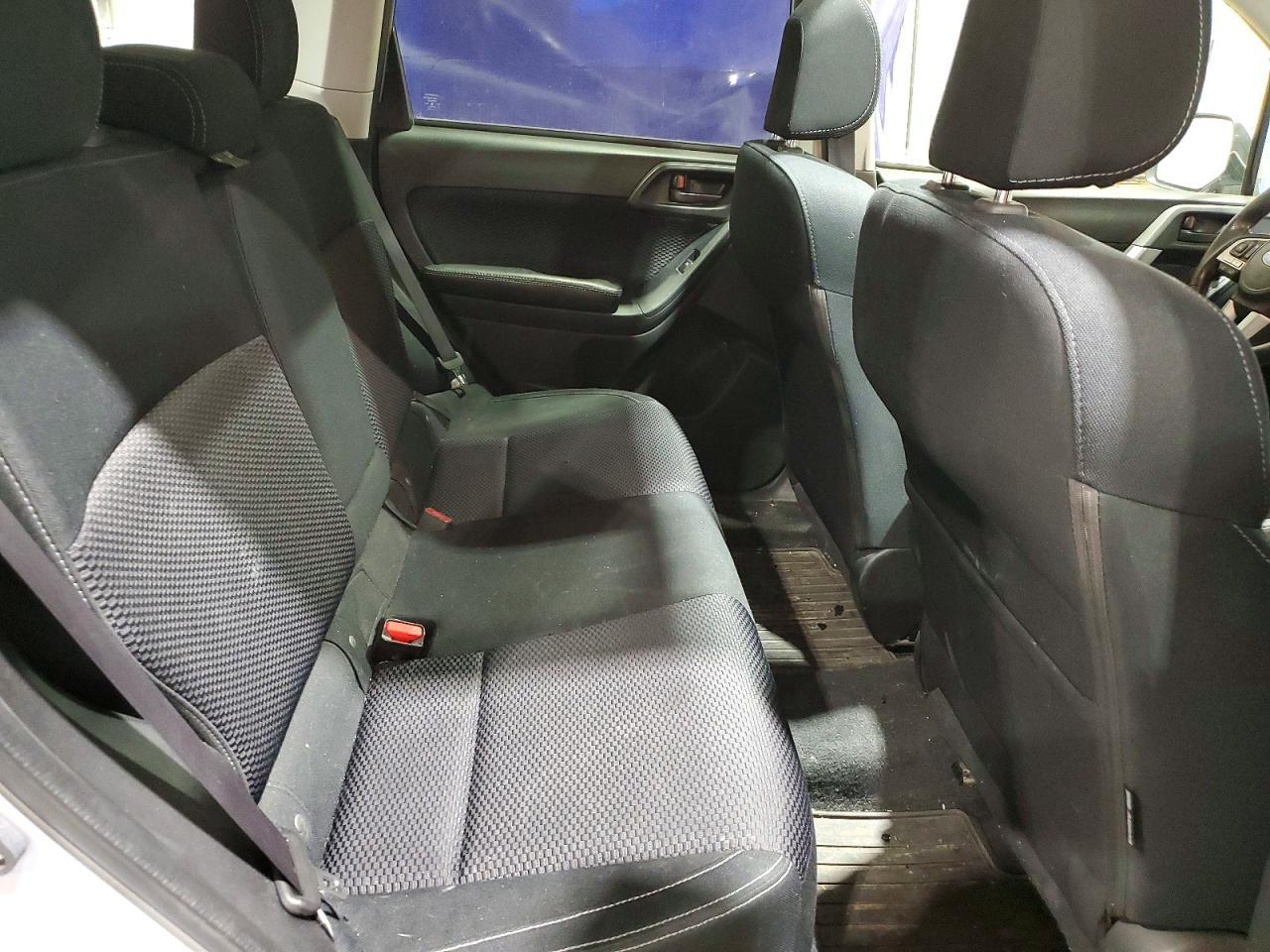 2017 SUBARU FORESTER