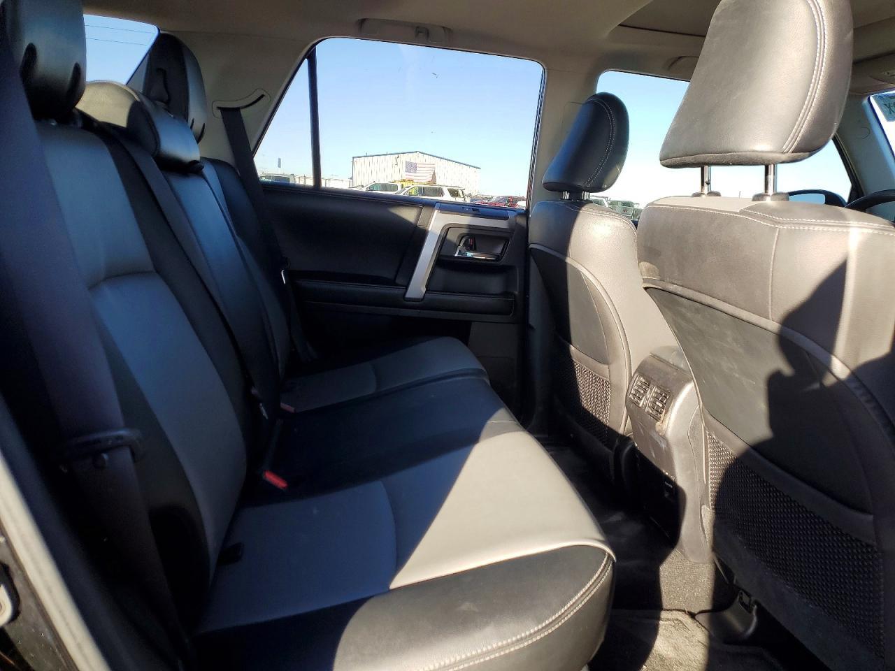 2015 TOYOTA 4Runner