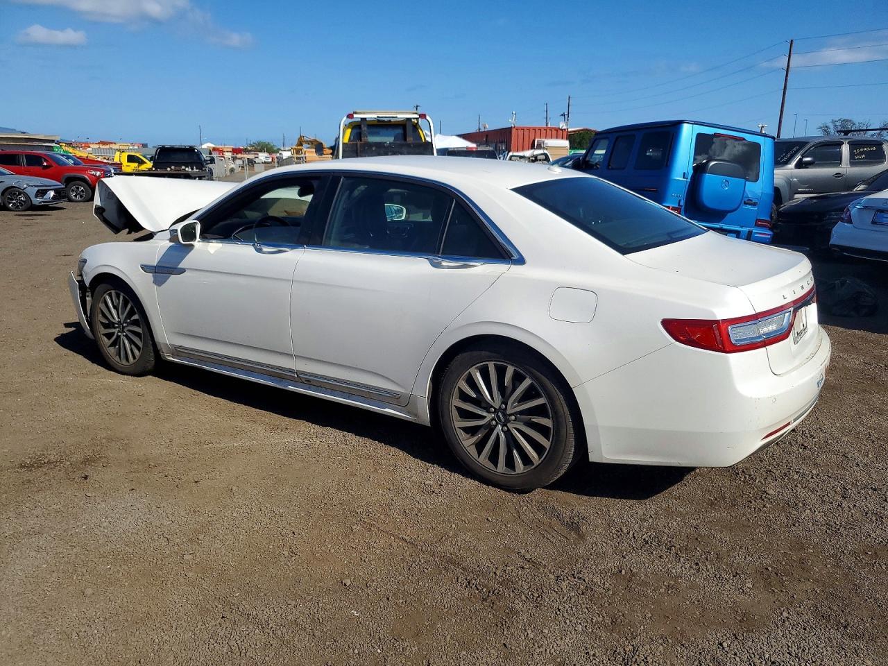 2017 LINCOLN Continental