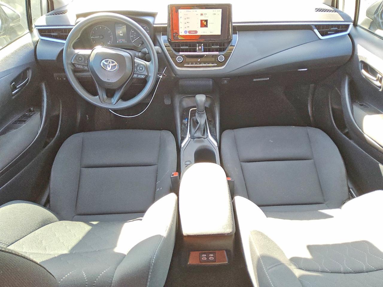2025 TOYOTA COROLLA